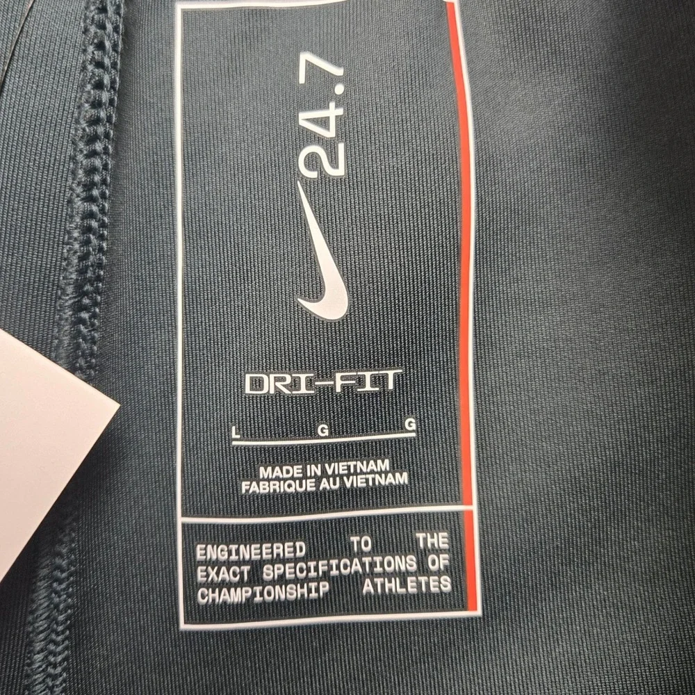Nike 24.7 Womens Large Soft Dri-FIT Training Jogger Pants Mid Rise Ankle Length